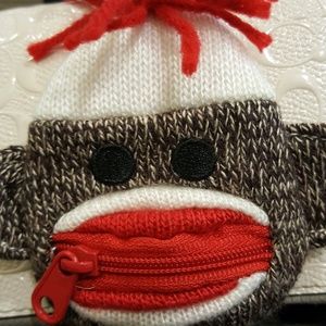 Meet your Posher, Gennie